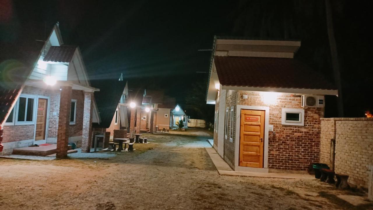Zainab Cottage パシール・プトゥ エクステリア 写真